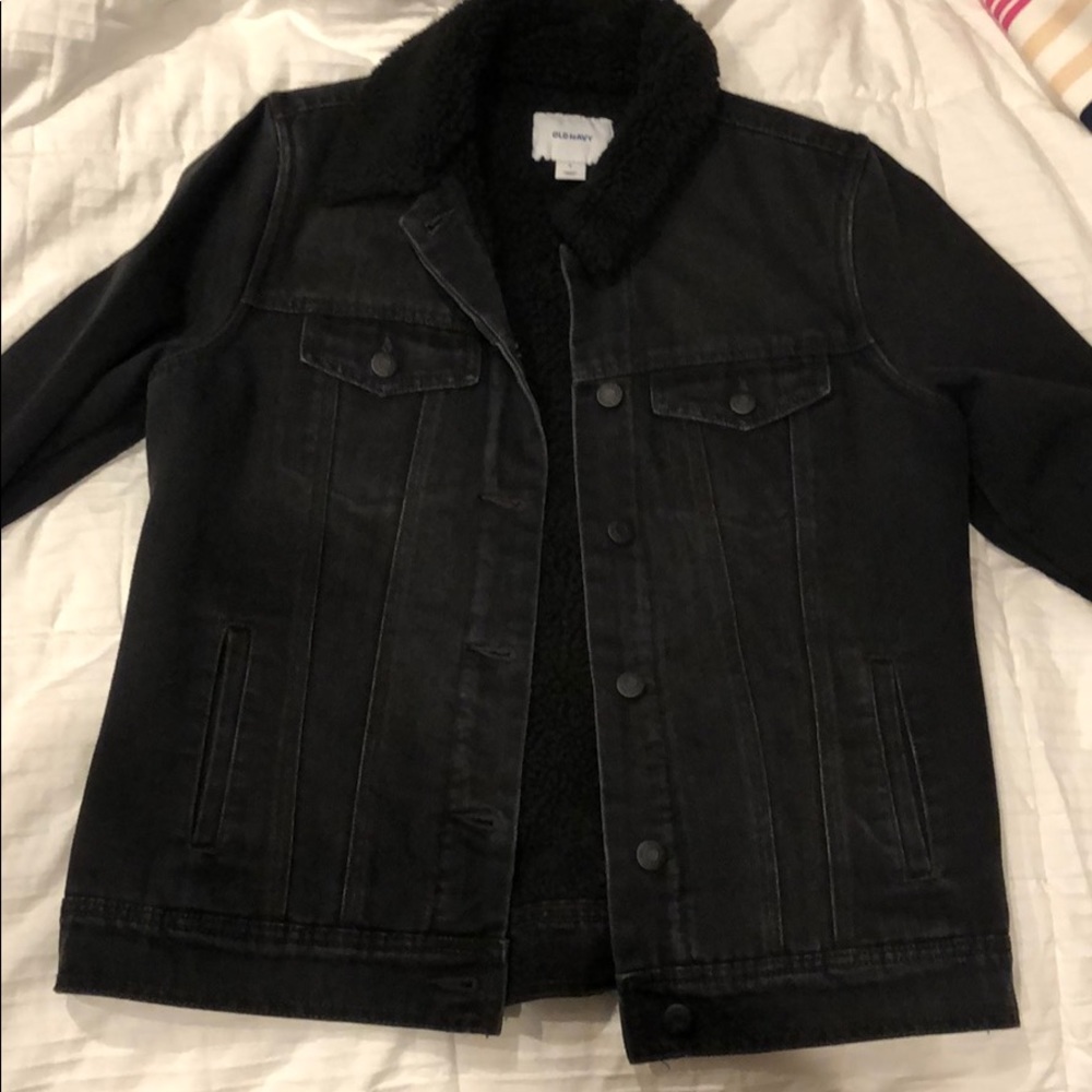 Black Jean Jacket!